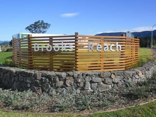 Simpson Landscapes Entry Wall for Stocklands Brooks Reach